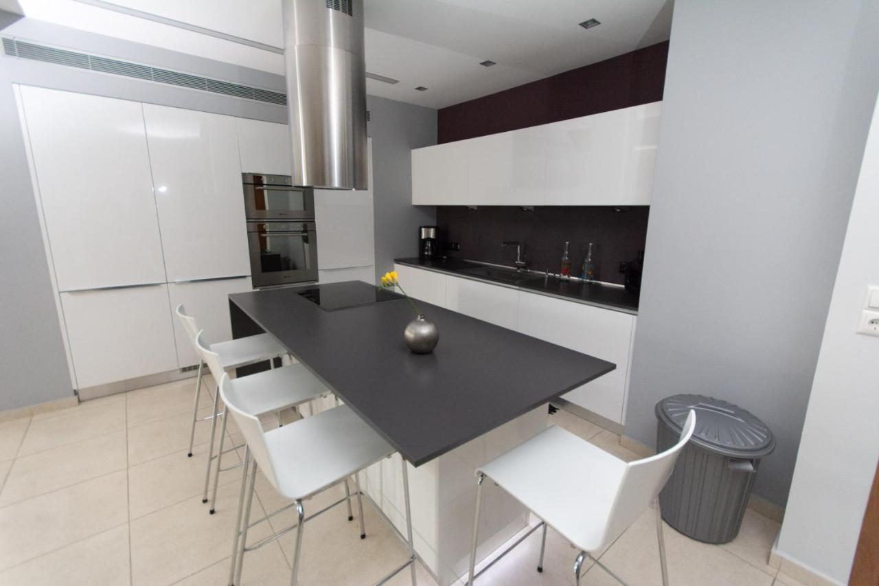 Spacious Fully Equipped 3Bd 2Bath Apt In The Heart Of City With Balconies Ac And Fast Wifi #2 Heraclión Exterior foto